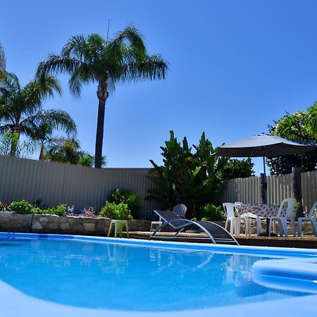 Palms Bed & Breakfast Perth Kültér fotó