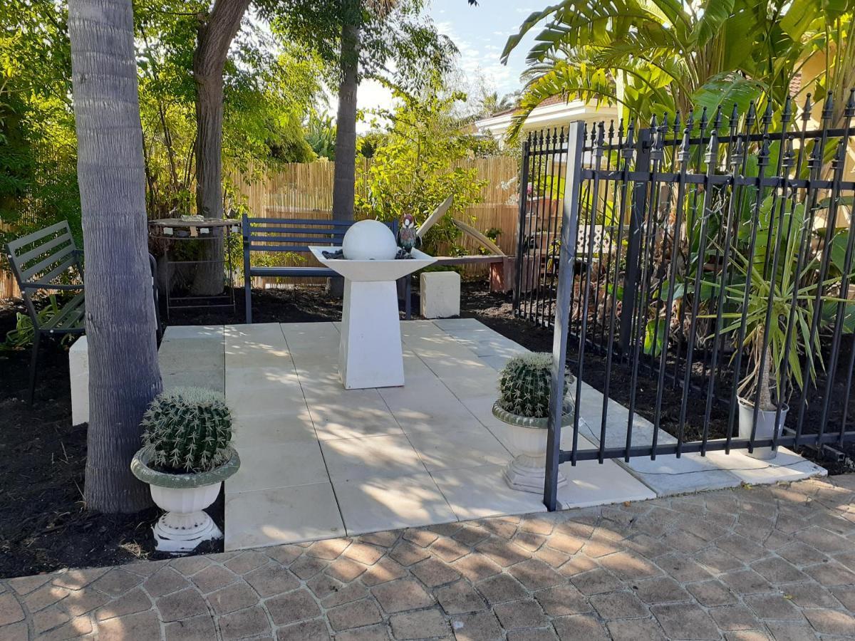 Palms Bed & Breakfast Perth Kültér fotó